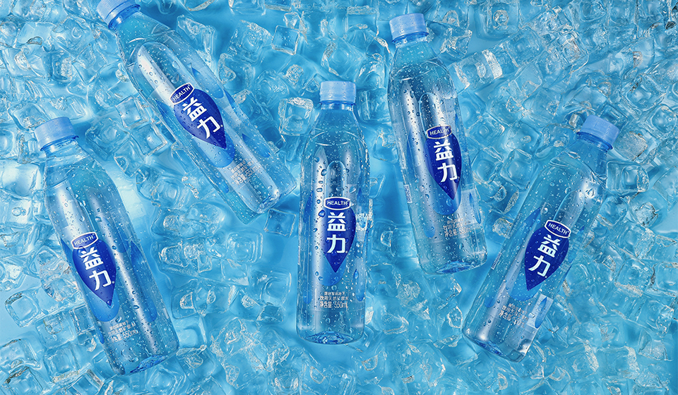 這瓶水我們花了8年